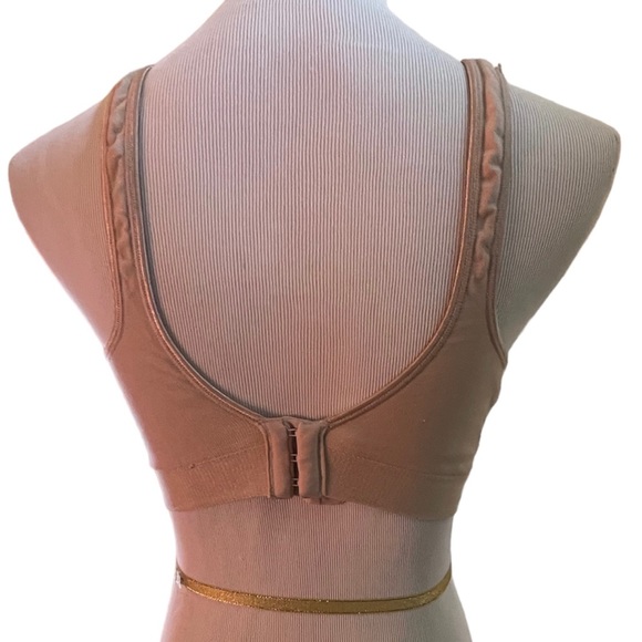 Skims underwire mesh bra with cover over top coverage bra - Picture 3 of 6